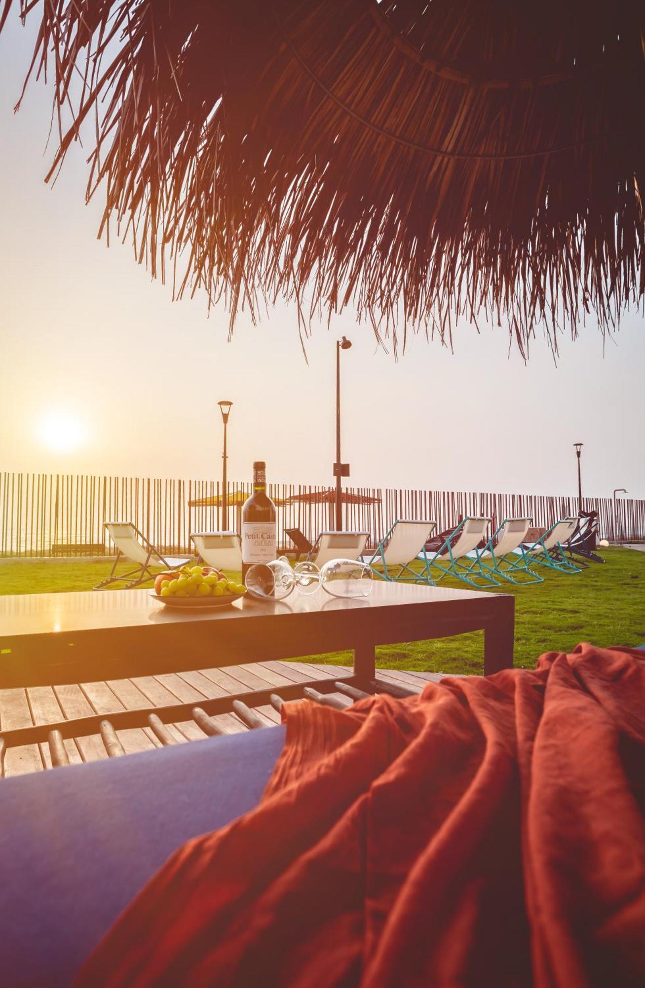 Jacob Sea Life Nahariya Hotel Bagian luar foto