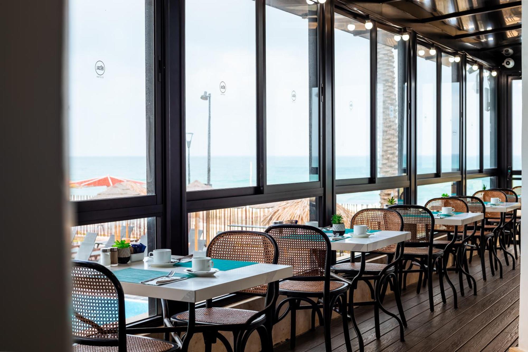 Jacob Sea Life Nahariya Hotel Bagian luar foto