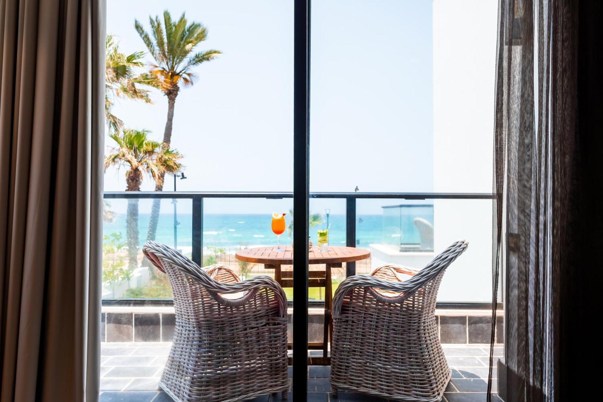 Jacob Sea Life Nahariya Hotel Bagian luar foto