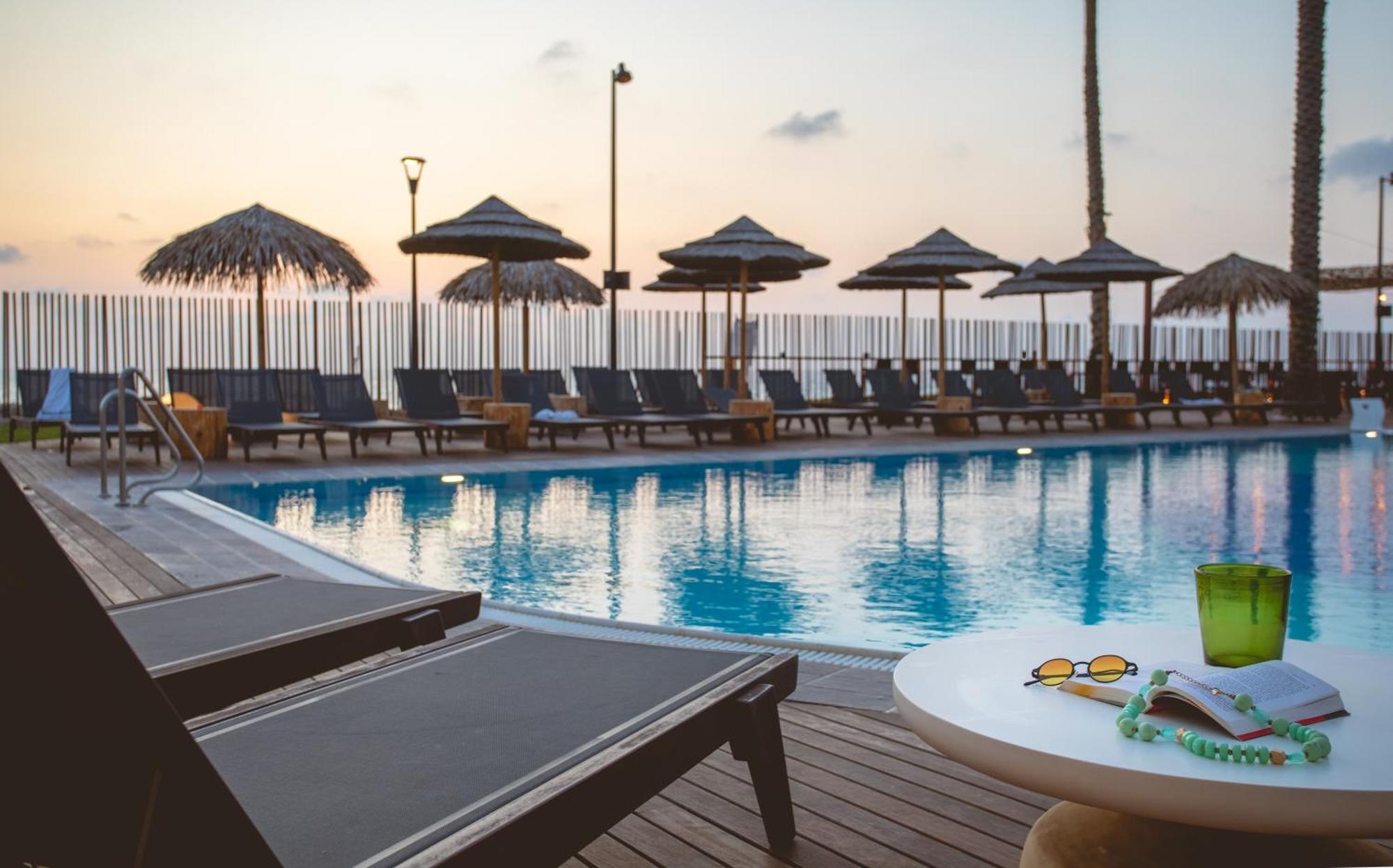 Jacob Sea Life Nahariya Hotel Bagian luar foto