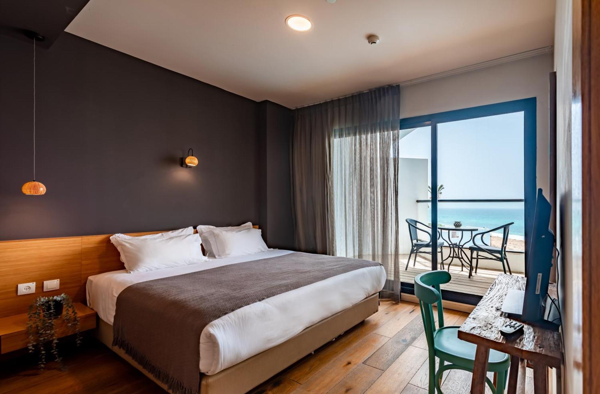Jacob Sea Life Nahariya Hotel Bagian luar foto