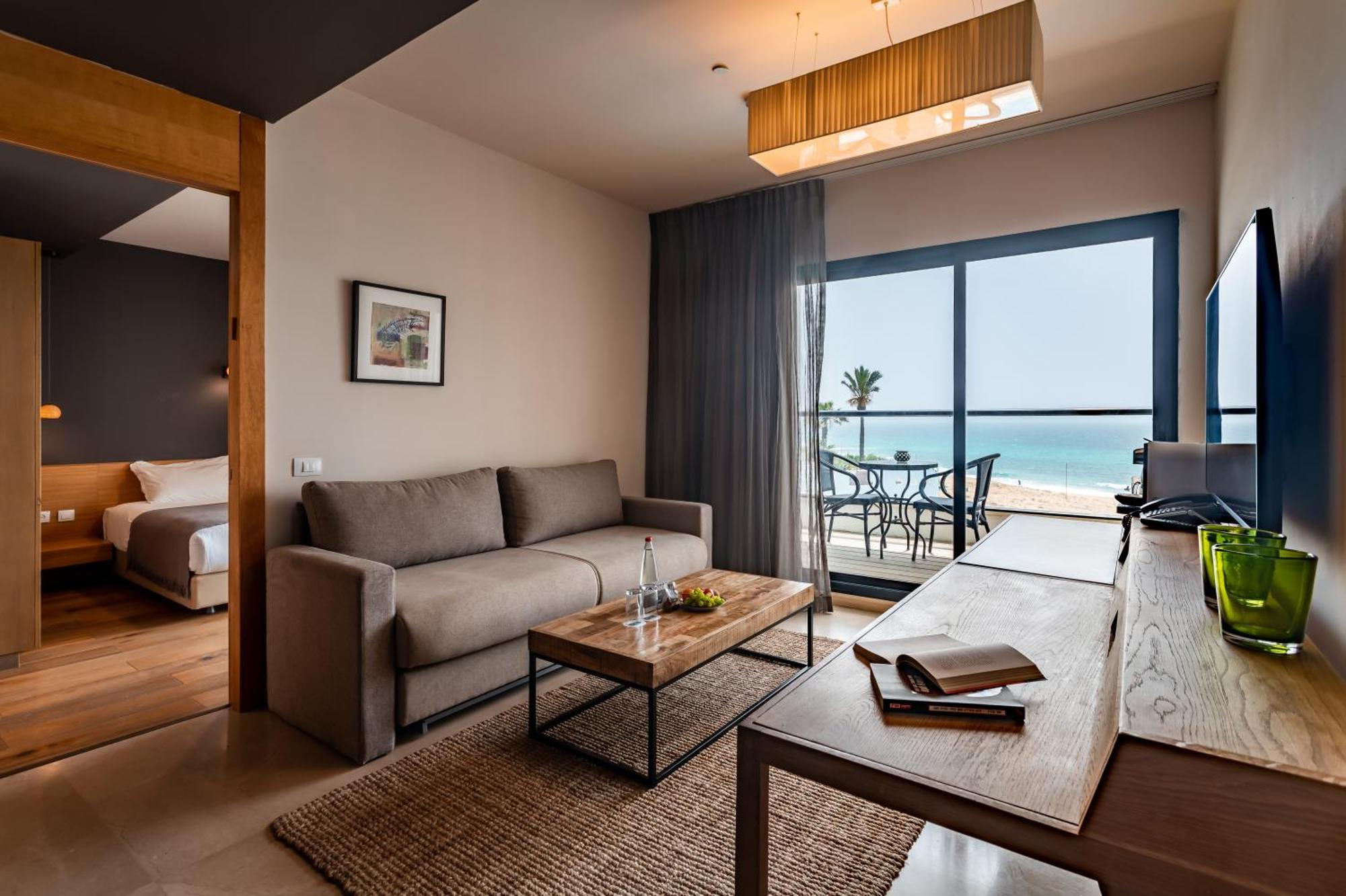 Jacob Sea Life Nahariya Hotel Bagian luar foto