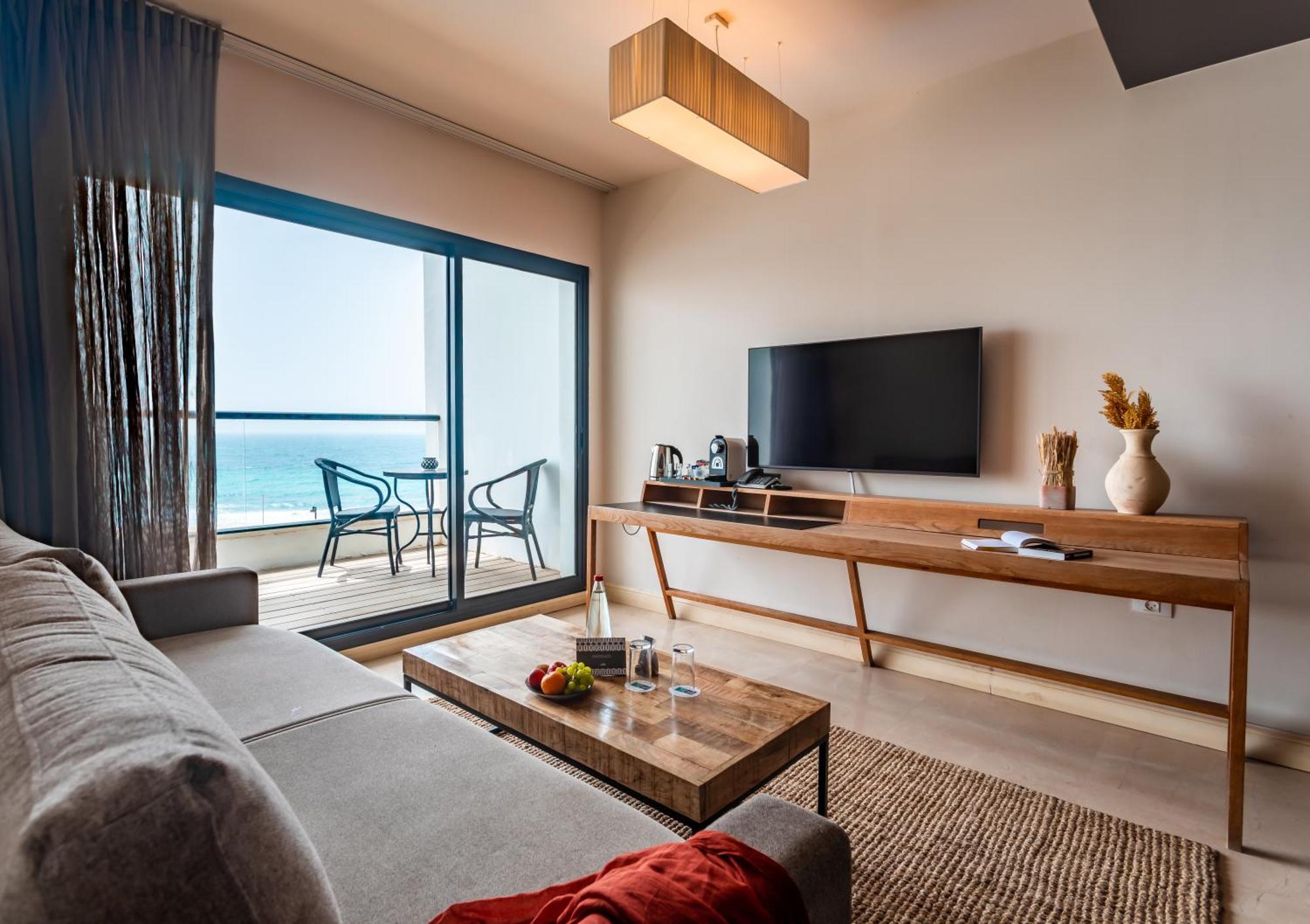 Jacob Sea Life Nahariya Hotel Bagian luar foto