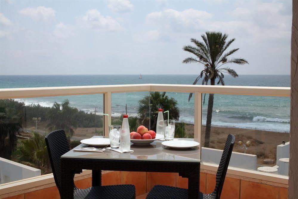 Jacob Sea Life Nahariya Hotel Bagian luar foto
